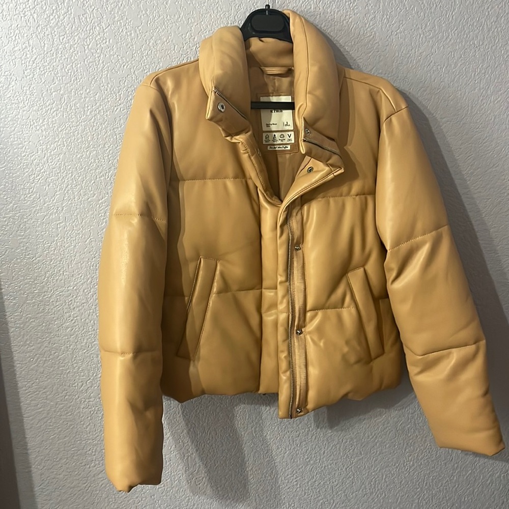 A&F mini puffer